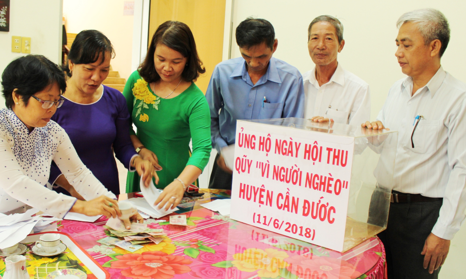 Cần Đước: Xây dựng trao tặng 222 căn nhà Đại đoàn kết, tình thương hỗ trợ người nghèo