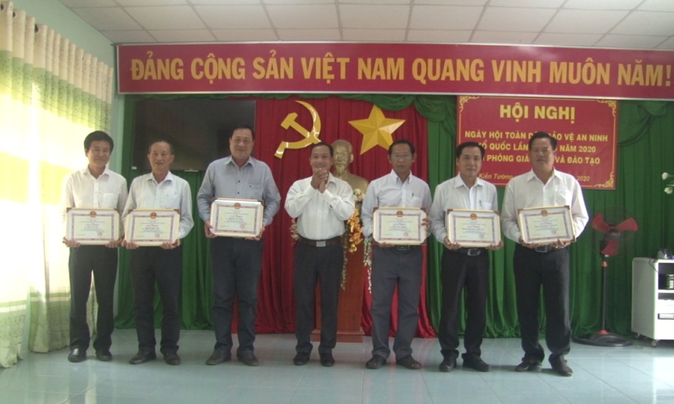 TX Kiến Tường: Ngày hội TDBVANTQ điểm Khối cơ quan lần thứ 15 năm 2020.