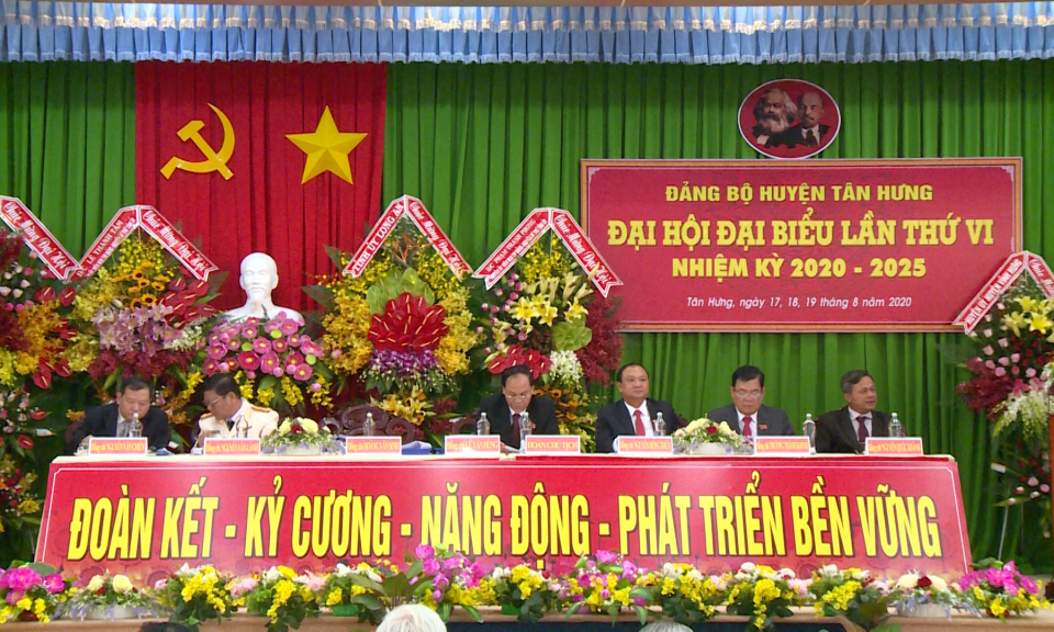Khai mạc Đại hội đại biểu Đảng bộ huyện Tân Hưng lần thứ VI, nhiệm kỳ 2020 – 2025