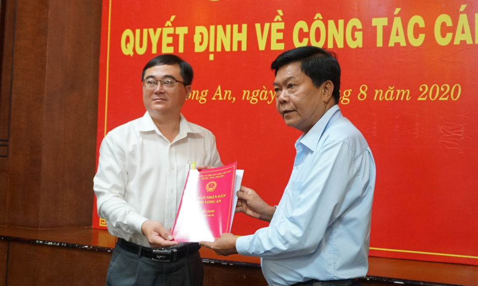 Chủ tịch UBND tỉnh điều động cán bộ