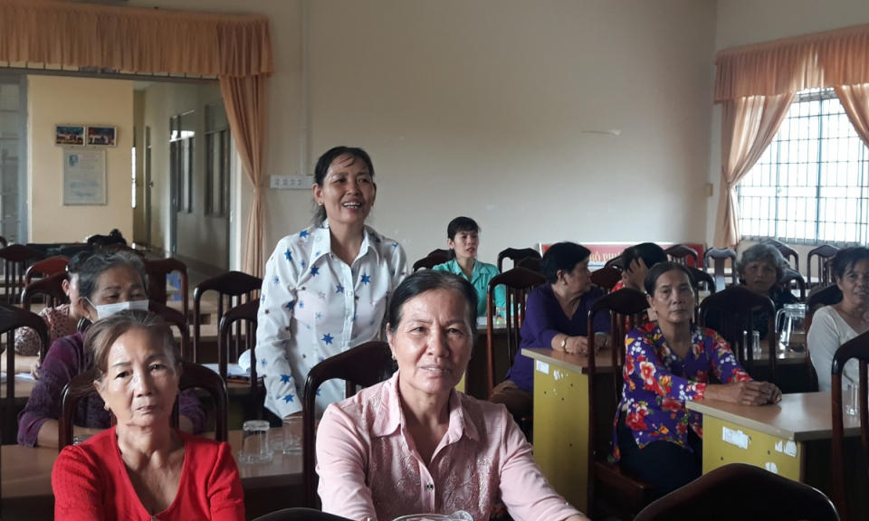 Hội Liên Hiệp phụ nữ thành phố Tân An đối thoại trực tiếp với hội viên phụ nữ