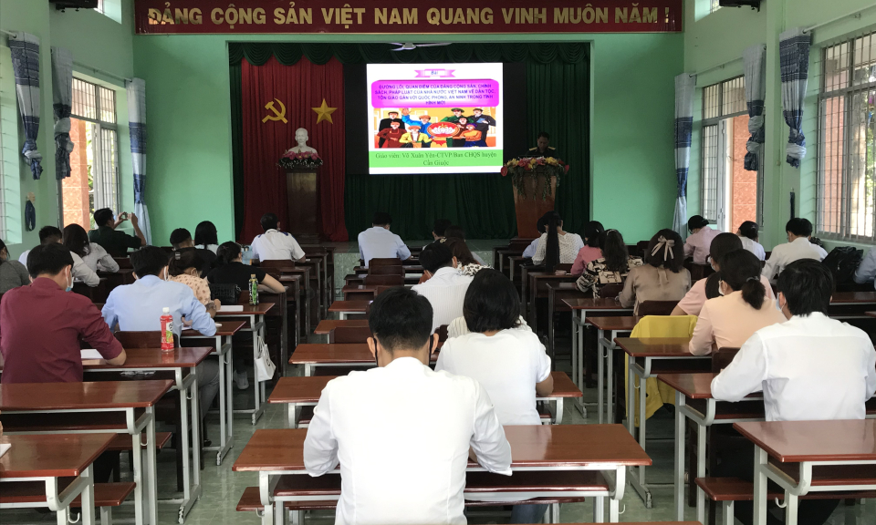 Cần Giuộc: Lớp bồi dưỡng kiến thức quốc phòng và an ninh đối tượng 4 khóa 37 năm 2020