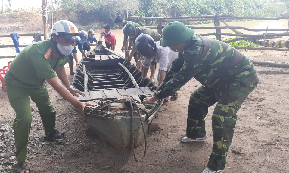 Tân Hưng: Phát hiện trường hợp rước người trái phép qua biên giới