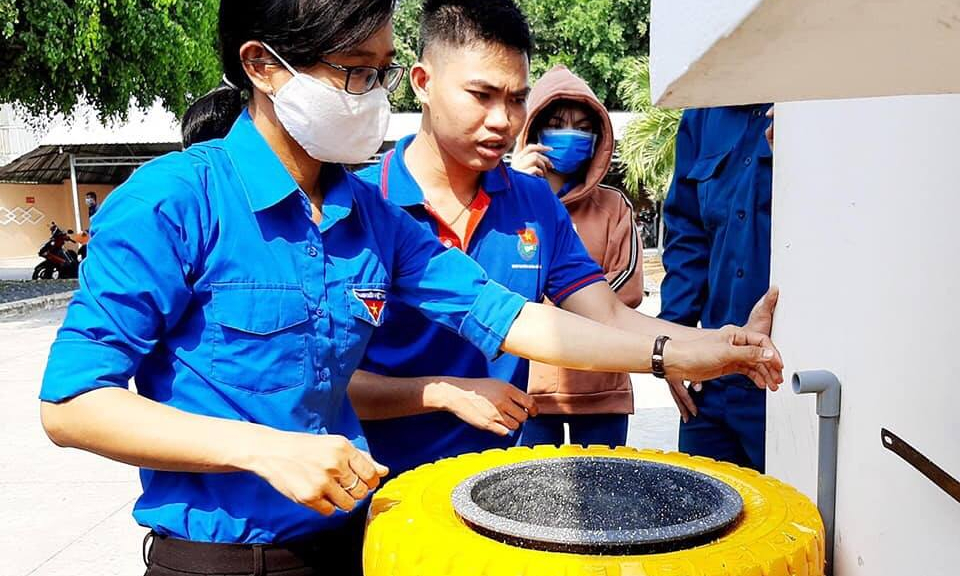 Nữ Thủ lĩnh đoàn thanh niên với nhiều hoạt động trong phòng, chống dịch Covid -19