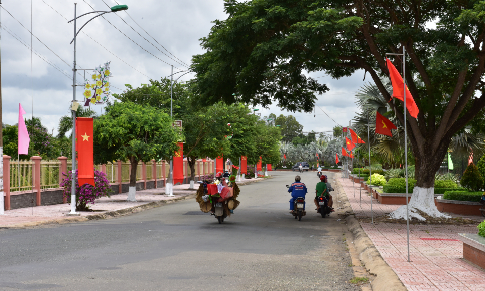 Tăng cường tuyên truyền trước thềm Đại hội VI Đảng bộ huyện Tân Hưng