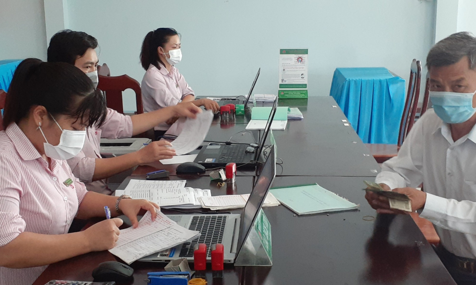 Đảm bảo phòng, chống dịch Covid-19 khi thực hiện giao dịch