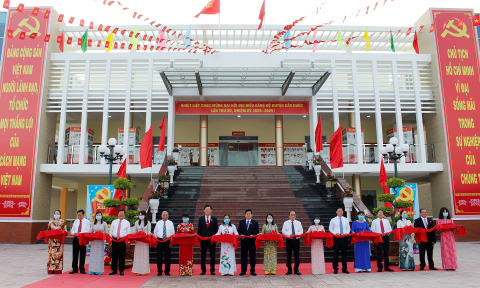 Cần Đước: Khánh thành các công trình Chào mừng Đại hội Đại biểu Đảng bộ huyện Cần Đước lần thứ XII