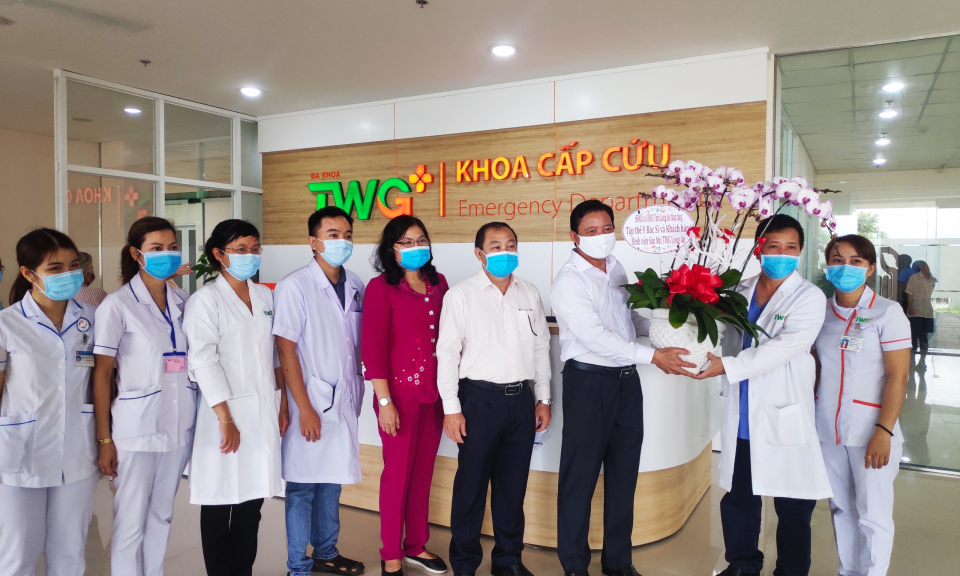 Lãnh đạo tỉnh Long An thăm Bệnh viện sản nhi TWG Long An
