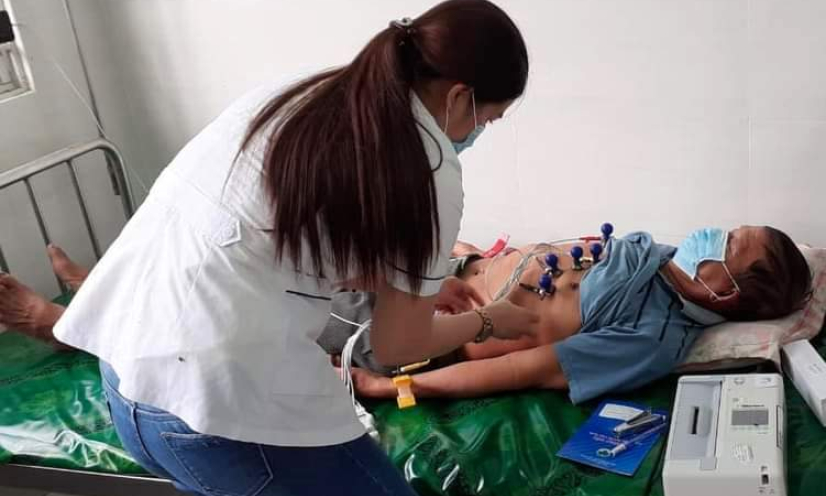 Trung tâm y tế huyện Cần Đước khám sức khỏe cho người cao tuổi