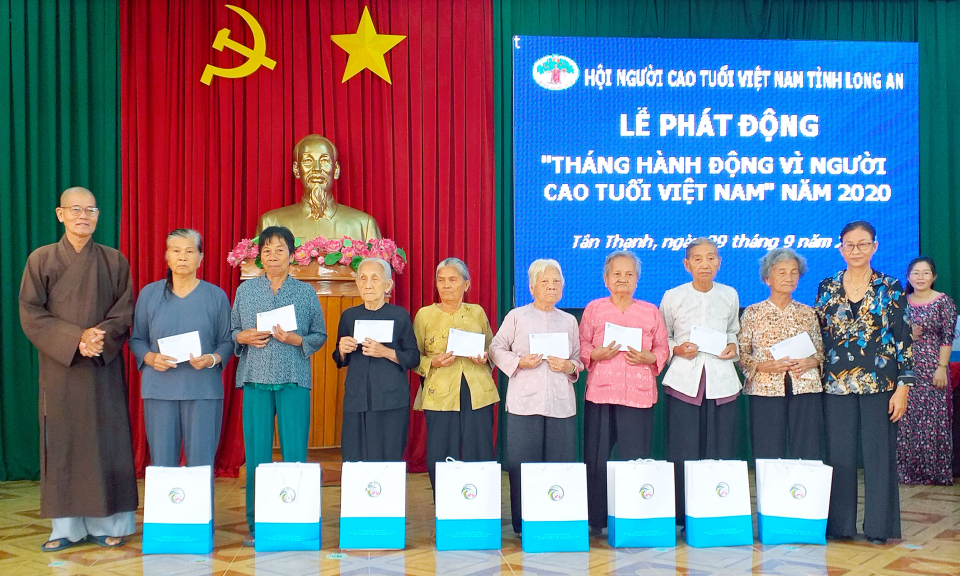 Tân Thạnh: Lễ phát động Tháng hành động vì người cao tuổi năm 2020