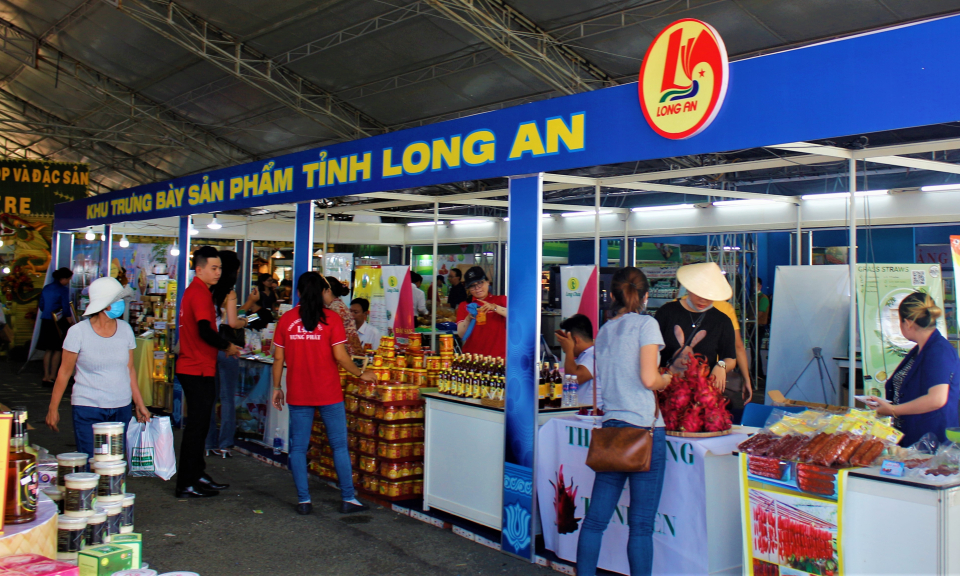Hội nghị tổng kết Chương trình Hợp tác Thương mại giai đoạn 2016 &#8211; 2020 và Kết nối cung &#8211; cầu hàng hóa giữa TP. Hồ Chí Minh và các tỉnh, thành năm 2020