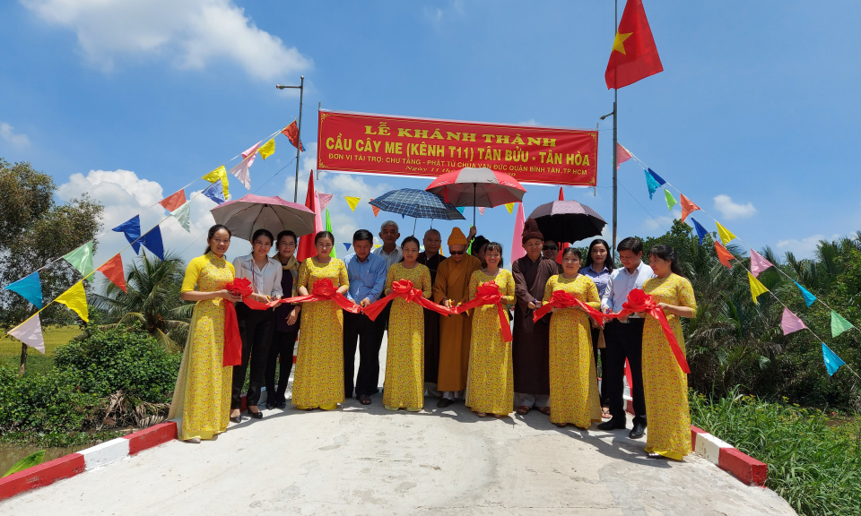 Bến Lức: Khánh thành cầu giao thông nông thôn