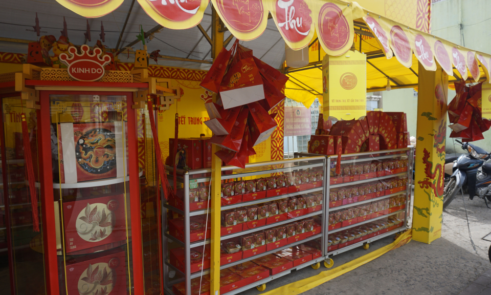 Thị trường trung thu 2020 &#8211; Giá tăng, sức mua giảm