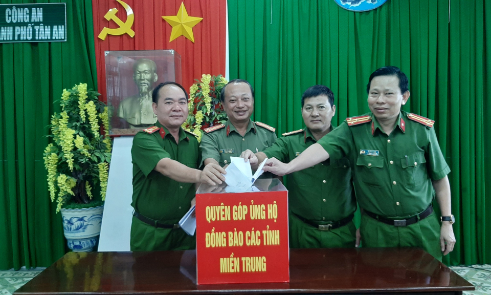 TP Tân An: Lễ phát động quyên góp ủng hộ đồng bào bị ảnh hưởng bão, lụt