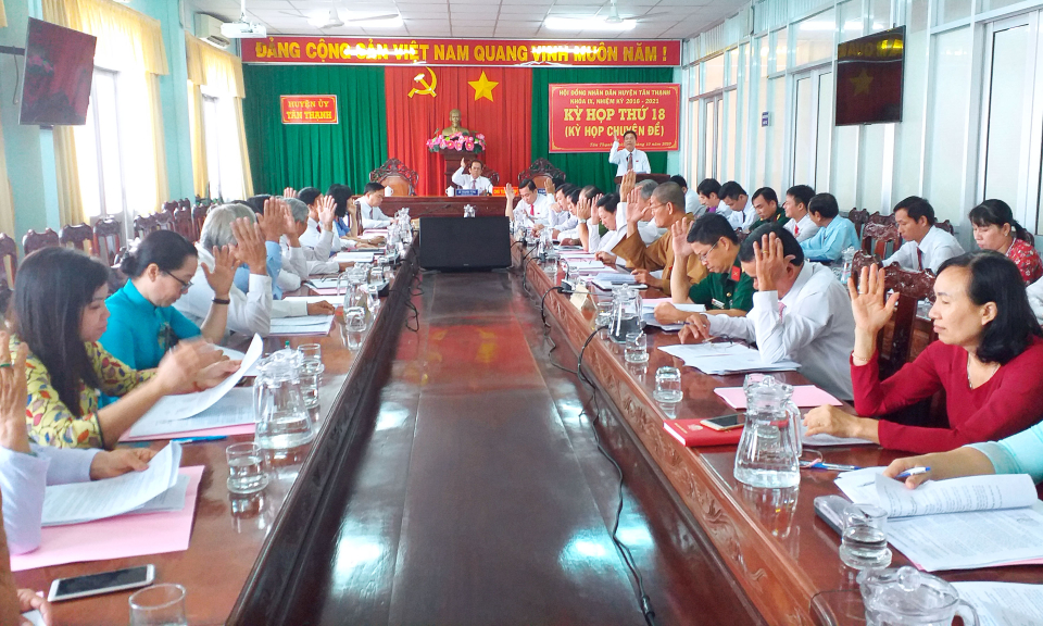 Kỳ họp thứ 18, HĐND huyện Tân Thạnh khóa IX, nhiệm kỳ 2016 – 2021