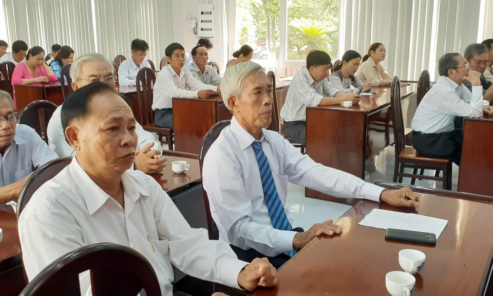 Tân Hưng: Họp mặt kỷ niệm 90 năm ngày thành lập Hội nông dân Việt Nam