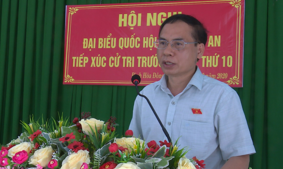 Đại biểu Quốc hội tiếp xúc cử tri huyện Mộc Hóa