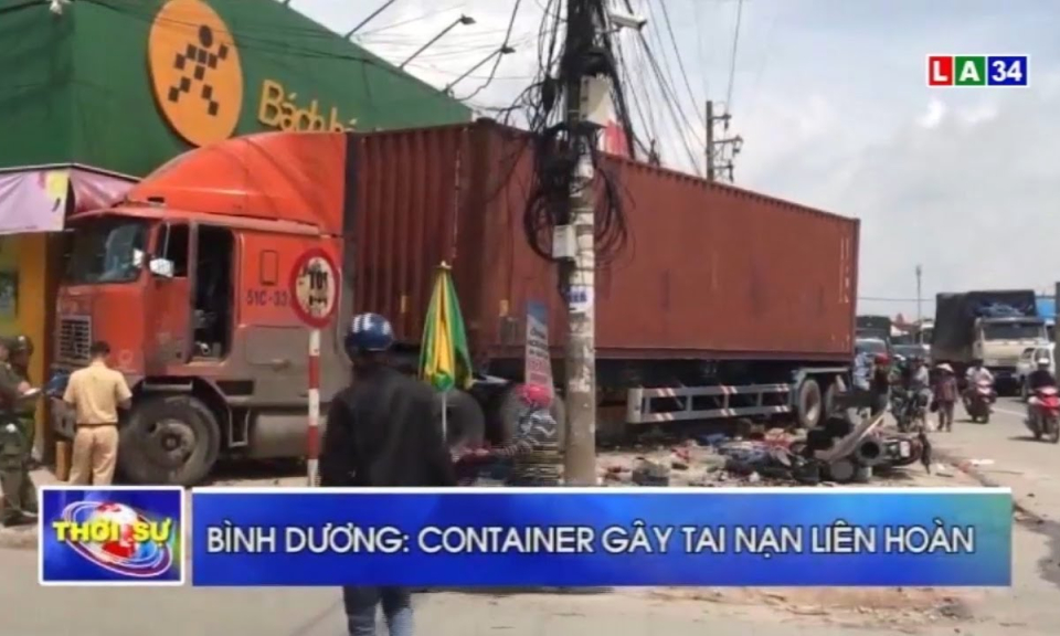 Bình Dương: Xe container gây tai nạn liên hoàn