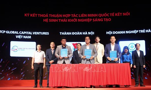 Phát triển hệ sinh thái khởi nghiệp Việt Nam trong và ngoài nước