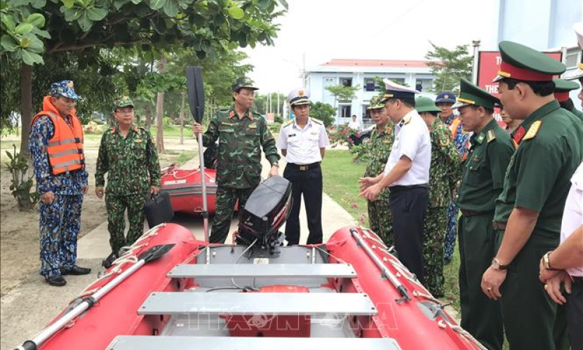 Quân đội huy động trên 250.000 người tham gia ứng phó bão số 9