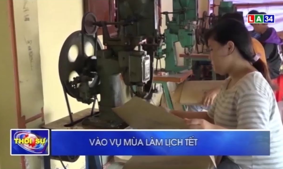 Cần Đước: Vào vụ làm lịch Tết