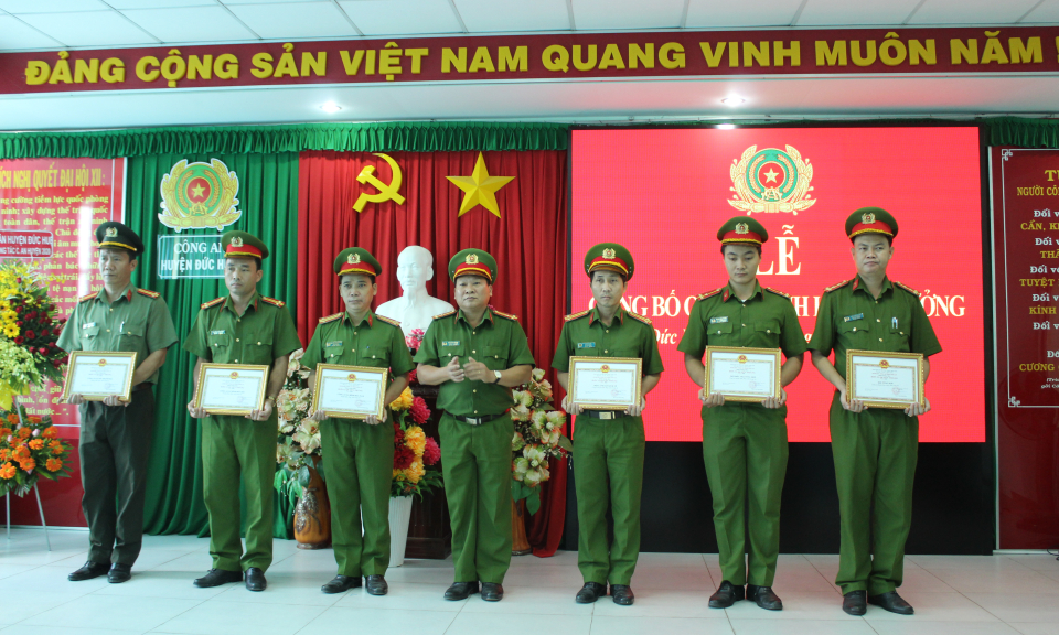 Công an Đức Huệ tổng kết công tác năm 2020