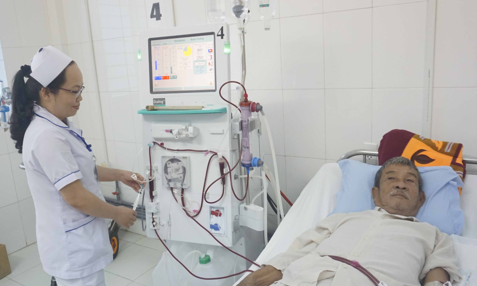 Bến Lức: Trên 90% người dân tham gia BHYT, BHXH tự nguyện