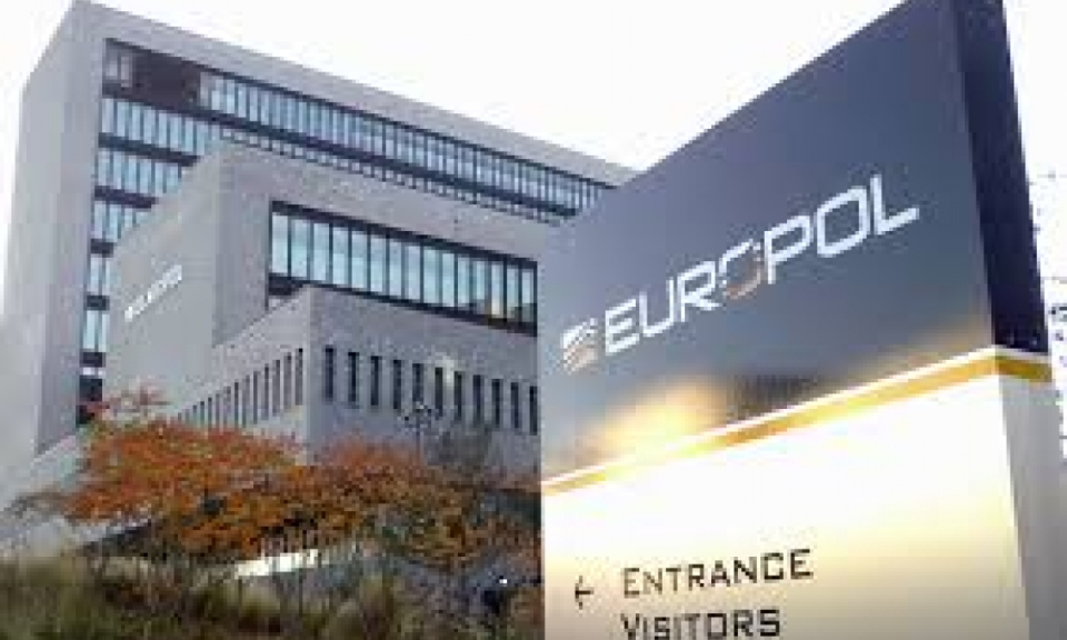 Europol cảnh báo nguy cơ vaccine giả và lừa đảo