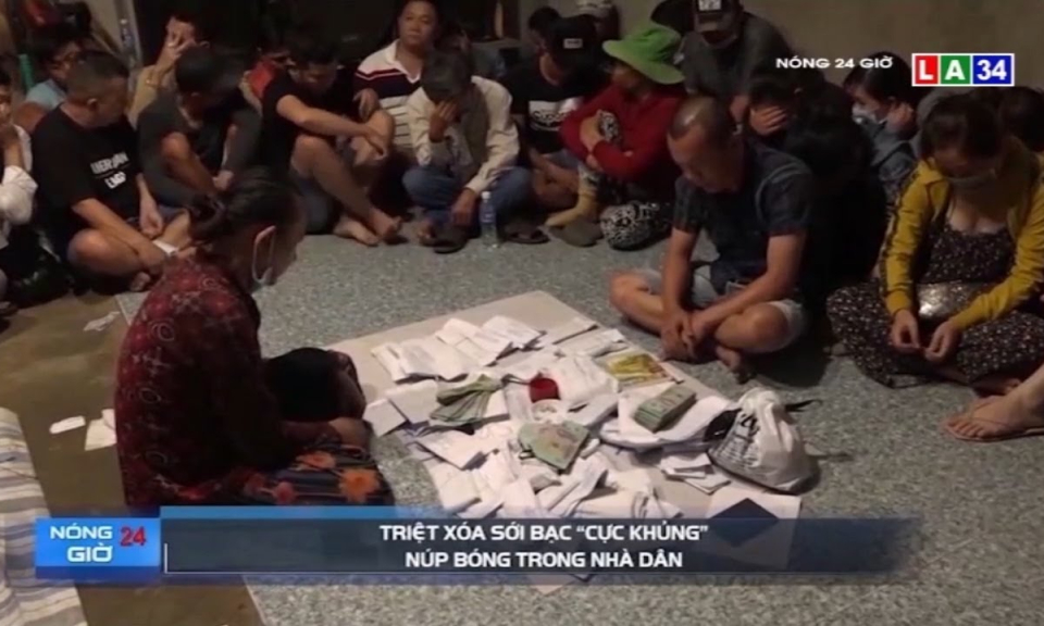 Triệt xóa sới bạc &#8220;cực khủng&#8221; núp bóng trong nhà dân