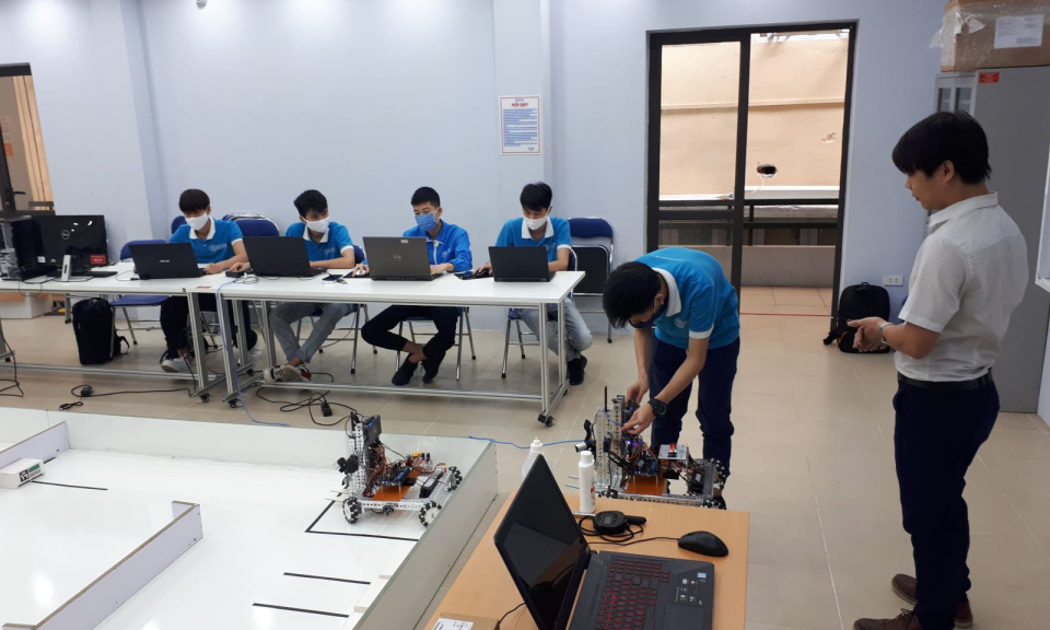 Các trường nghề chủ động điều chỉnh chương trình học để phòng chống dịch COVID-19