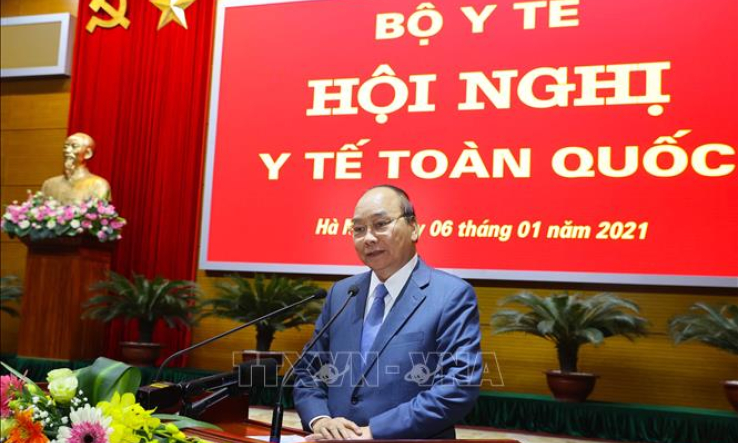 Thủ tướng Nguyễn Xuân Phúc dự Hội nghị Y tế toàn quốc