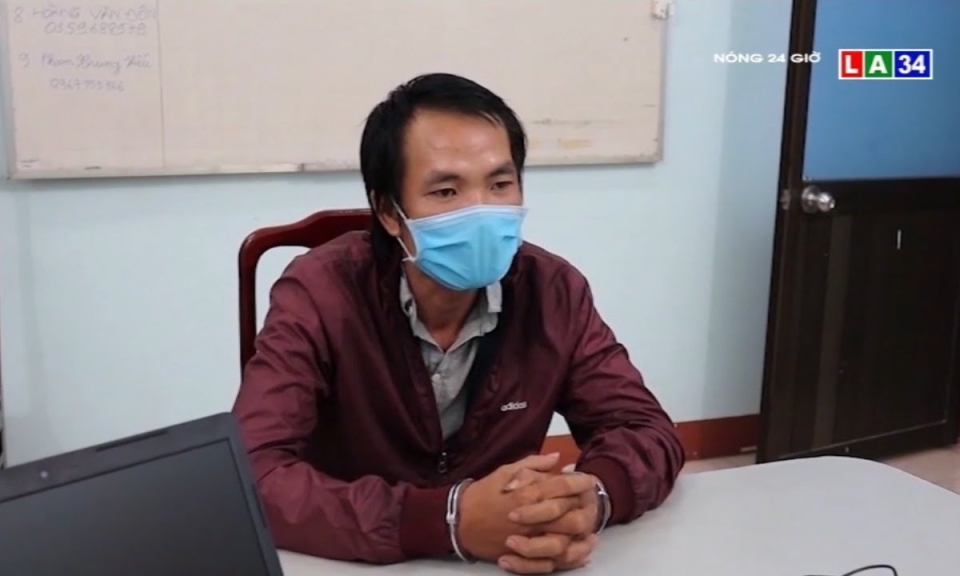 Xót xa hai vợ chồng truy đuổi trộm, vợ bị tên trộm lao xe tông tử vong
