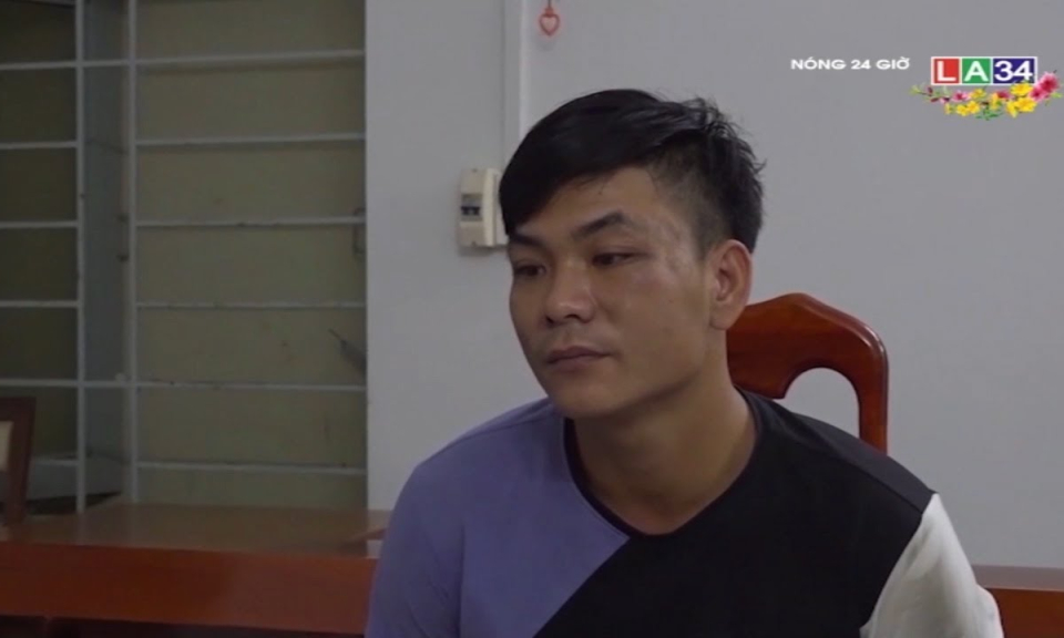 Hai mẹ con truy đuổi tóm gọn 2 tên cướp khi bị giật dây chuyền