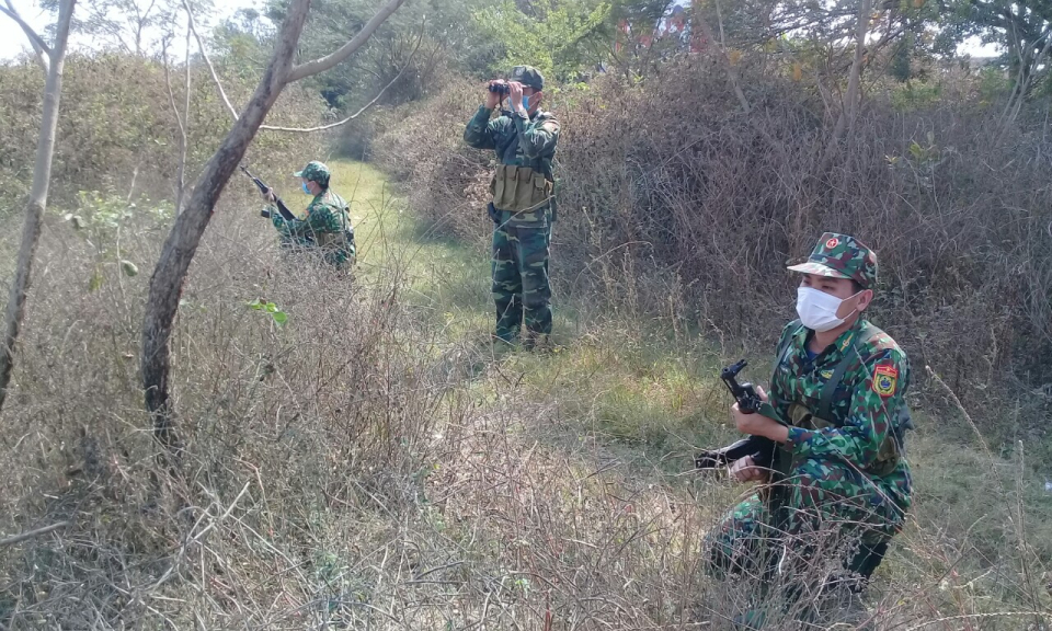 Tân Hưng: Đồn biên phòng Sông Trăng tăng cường kiểm soát, siết chặt tuyến biên giới