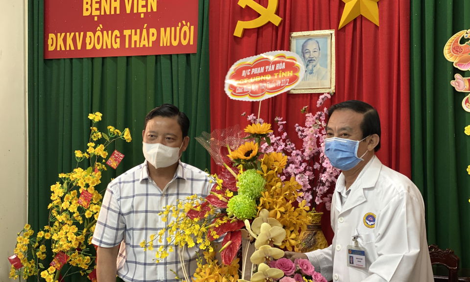 Phó chủ tịch UBND tỉnh thăm các cơ sở chống dịch tại biên giới