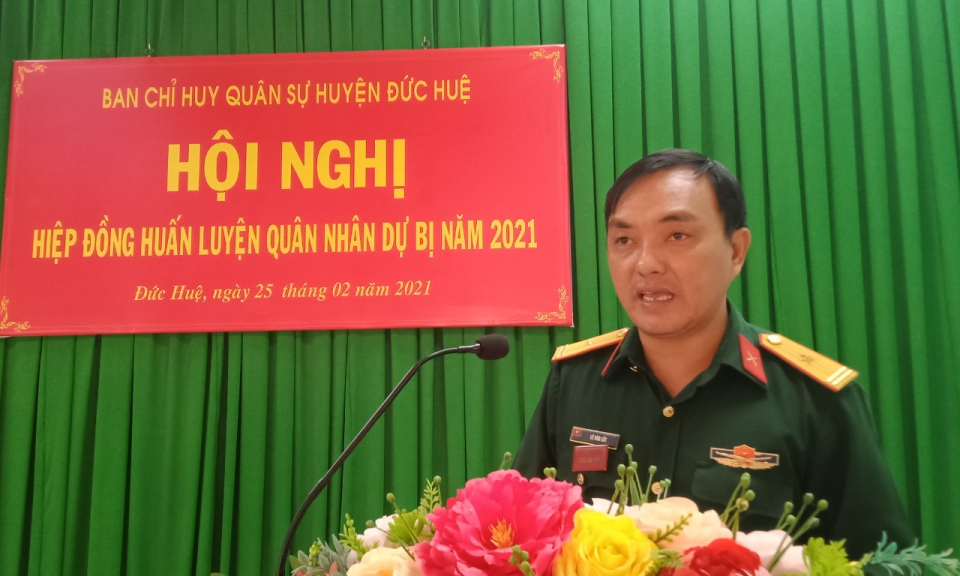 Đức Huệ: Hiệp đồng huấn luyện quân nhân dự bị năm 2021