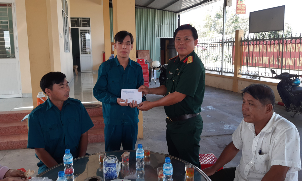 Những Đảng viên trẻ tình nguyện nhập ngũ năm 2021