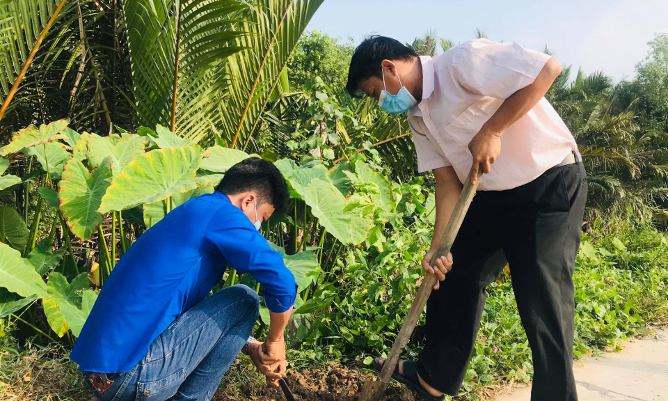 Bến Lức: Tết trồng cây “Đời đời nhớ ơn Bác Hồ” năm 2021