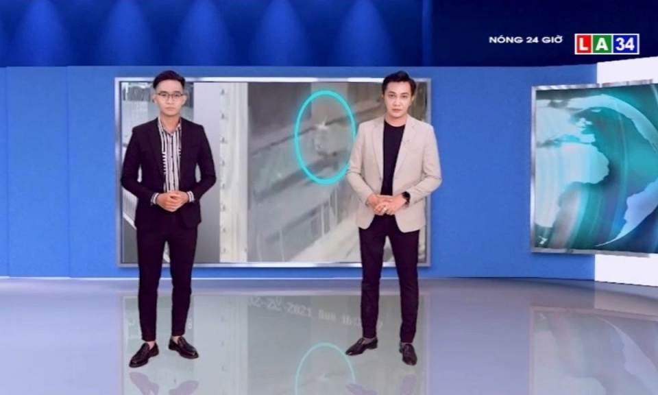 Xuất hiện clip khác bé gái rơi từ tầng 12A: &#8220;Tài xế Mạnh vẫn là người hùng&#8221;