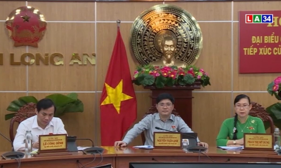Đoàn Đại biểu Quốc hội tỉnh Long An tiếp xúc cử tri