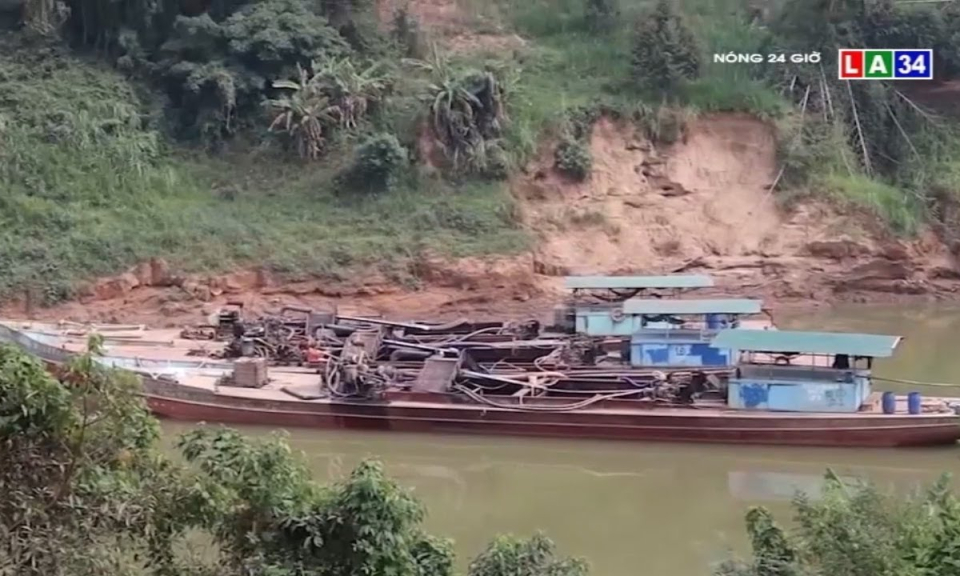 Hệ lụy khôn lường từ nạn khai thác cát trái phép