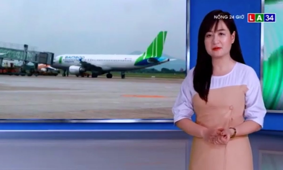Hành khách mở nhầm cửa thoát hiểm máy bay để&#8230; đi vệ sinh