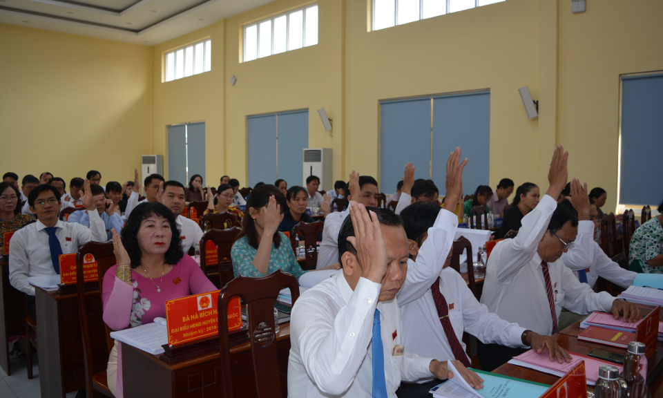 Tổng kết hoạt động HĐND huyện Cần Giuộc, nhiệm kỳ 2016-2021