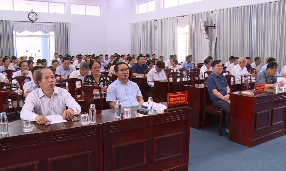 Ngày thứ hai Hội nghị trực tuyến quán triệt Nghị quyết Đại hội XIII