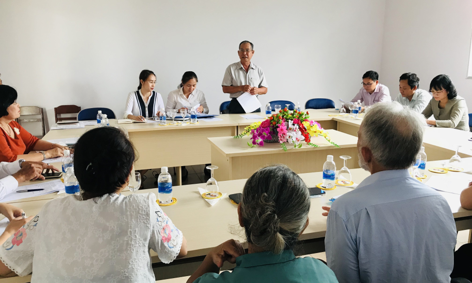 Kiểm tra công tác chăm sóc nuôi dưỡng trẻ mồ côi huyện Cần Giuộc