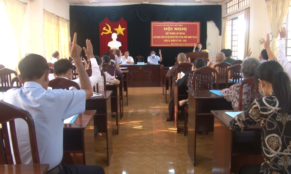 TX Kiến Tường: Hiệp thương lần thứ hai thỏa thuận danh sách sơ bộ người ứng cử đại biểu HĐND thị xã khóa III, nhiệm kỳ 2021-2026.