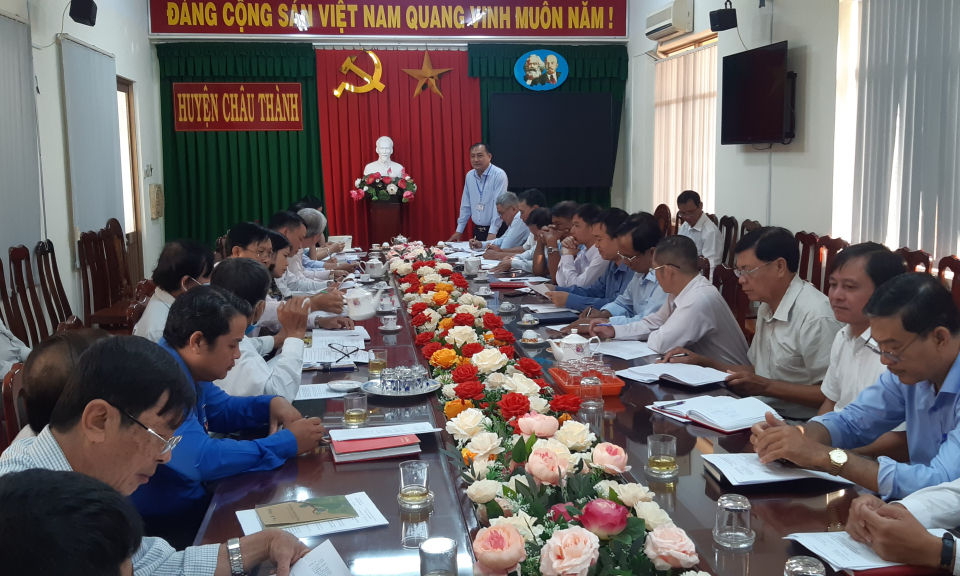 Châu Thành: Phấn đấu đạt 5.500 ha thanh long ứng dụng công nghệ cao vào năm 2025
