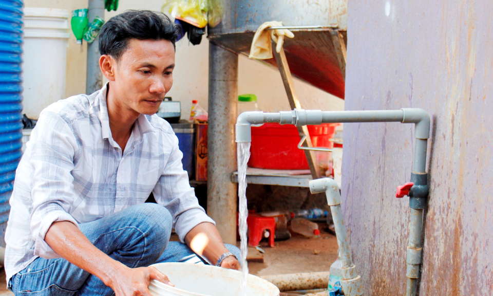 UBND huyện Cần Đước làm việc với Công ty giải quyết tình trạng nước sinh hoạt