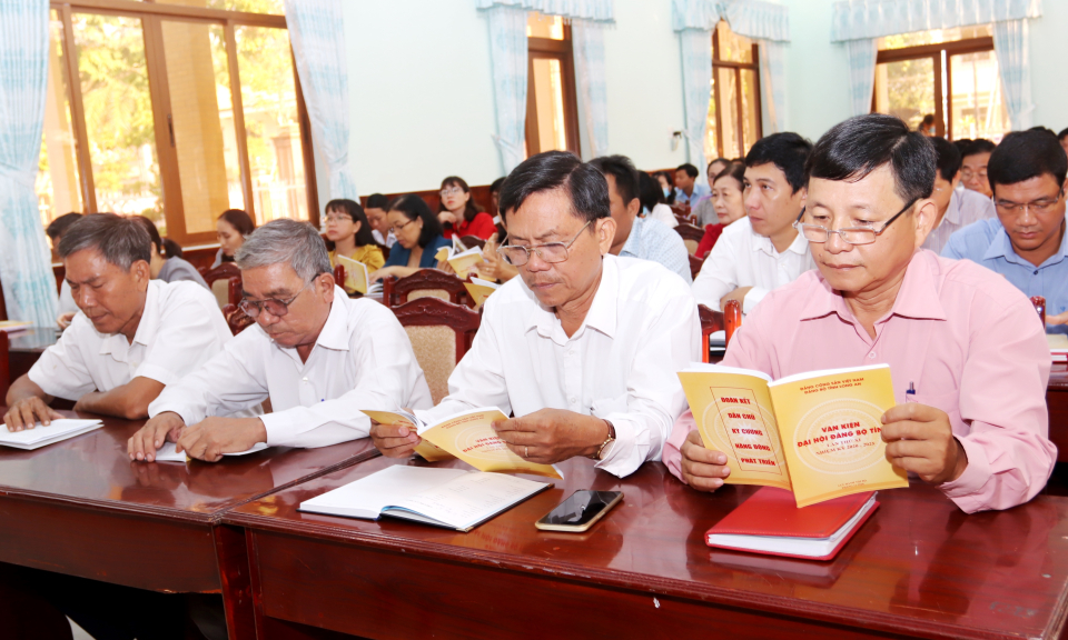 Cần Đước: Triển khai Nghị quyết Đại hội Đảng bộ tỉnh lần thứ XI, nhiệm kỳ 2020-2025