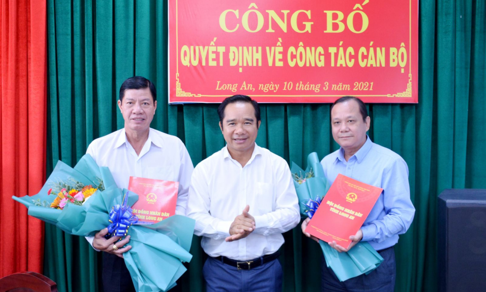 HĐND tỉnh công bố quyết định về công tác cán bộ